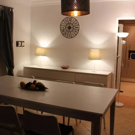 Ah Villas Tatil parkı 3*